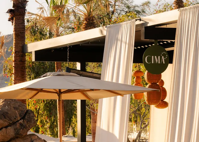 Scottsdale Plaza Resort Resort 4*