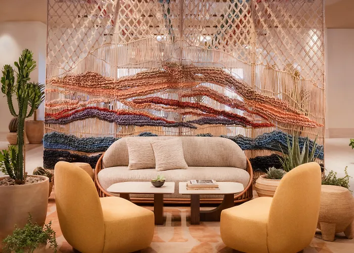Resort Scottsdale Plaza Resort 4*