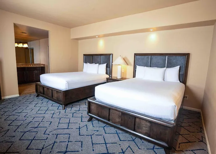 Scottsdale Plaza Resort Resort 4*